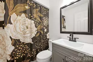 3811 Pinecrest Dr NE, Hickory, NC 28601 - Photo 3