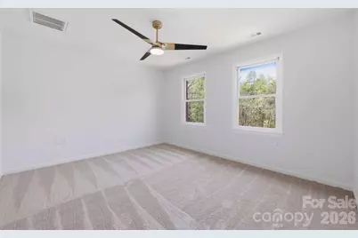 3811 Pinecrest Drive NE, Hickory, NC 28601 - Photo 17
