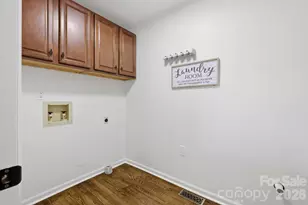 3811 Pinecrest Dr NE, Hickory, NC 28601 - Photo 11