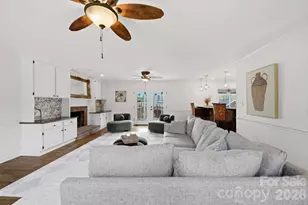 3811 Pinecrest Dr NE, Hickory, NC 28601 - Photo 15