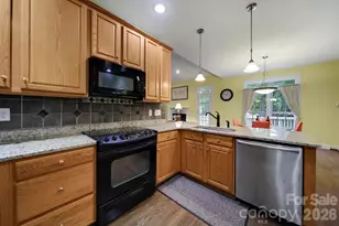 1512 Calvin Hal Rd, Lake Wylie, SC 29710 - Photo 13