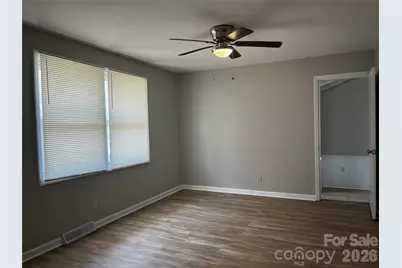2213 Shamrock Drive, Charlotte, NC 28205 - Photo 3