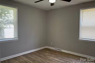 2213 Shamrock Dr, Charlotte, NC 28205 - Photo 19