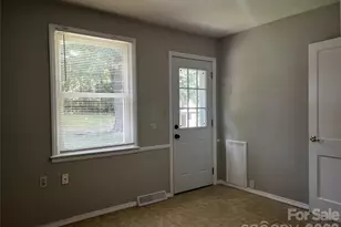 2213 Shamrock Dr, Charlotte, NC 28205 - Photo 31