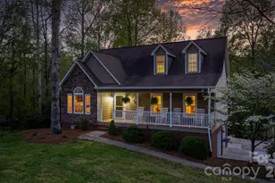104 Buck Shoals Cir, Hudson, NC 28638 - Photo 3