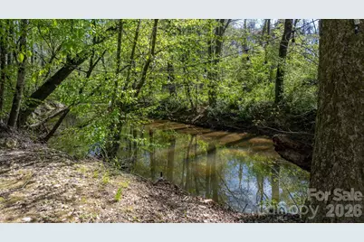 104 Buck Shoals Circle, Hudson, NC 28638 - Photo 5