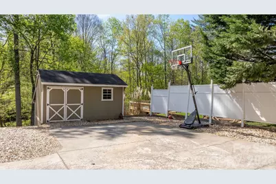 104 Buck Shoals Circle, Hudson, NC 28638 - Photo 33