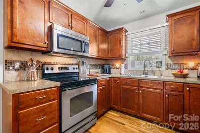 104 Buck Shoals Circle, Hudson, NC 28638 - Photo 11