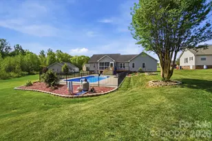 4425 Frank Dellinger Ln, Maiden, NC 28650 - Photo 15