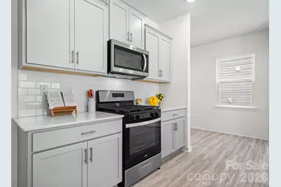 534 13th Avenue Drive NE, Hickory, NC 28601 - Photo 13