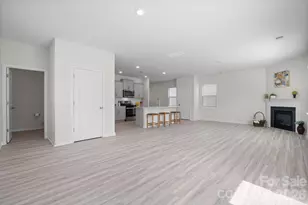 534 13th Ave Dr NE, Hickory, NC 28601 - Photo 5