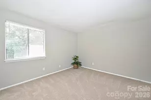 951 Hollywood St, Charlotte, NC 28211 - Photo 25