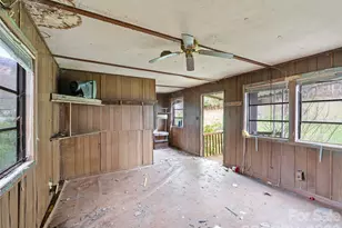 2432 Grapevine Rd, Marshall, NC 28753 - Photo 19