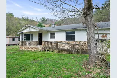 2432 Grapevine Road, Marshall, NC 28753 - Photo 3