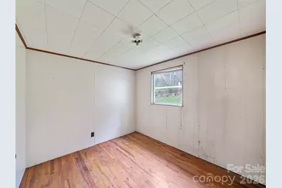 2432 Grapevine Road, Marshall, NC 28753 - Photo 9