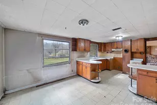 2432 Grapevine Rd, Marshall, NC 28753 - Photo 7