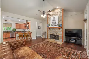 22 Sparkle Dun Dr, Biltmore Lake, NC 28715 - Photo 7
