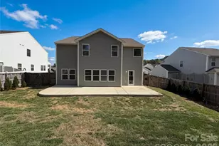 2825 Kinloch Ct, Clover, SC 29710 - Photo 5