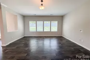 2825 Kinloch Ct, Clover, SC 29710 - Photo 3