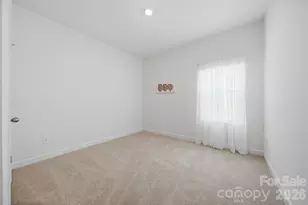 2076 Sunflower Cir, Newton, NC 28658 - Photo 27