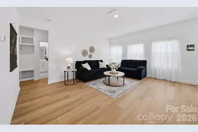 2076 Sunflower Circle, Newton, NC 28658 - Photo 3