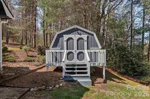 926 Camp Creek Rd, Saluda, NC 28773 - Photo 17