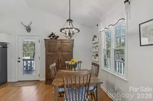 926 Camp Creek Rd, Saluda, NC 28773 - Photo 5