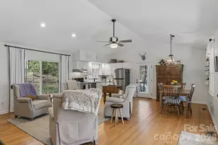 926 Camp Creek Rd, Saluda, NC 28773 - Photo 3