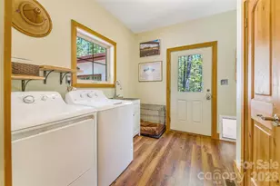 446 Amanda Dr, Mars Hill, NC 28754 - Photo 5