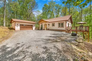 446 Amanda Dr, Mars Hill, NC 28754 - Photo 3