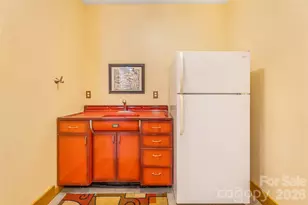 446 Amanda Dr, Mars Hill, NC 28754 - Photo 27