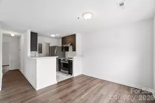 3937 Mohawk Ct, Charlotte, NC 28215 - Photo 9