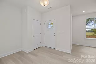 2926 Clyde Dr, Charlotte, NC 28208 - Photo 5