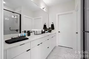 223 Freeland Ln, Charlotte, NC 28217 - Photo 17