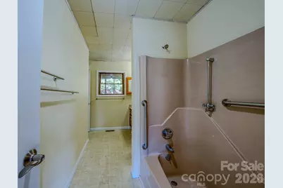 42 Camelfield Road, Weaverville, NC 28787 - Photo 15