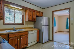 42 Camelfield Rd, Weaverville, NC 28787 - Photo 41