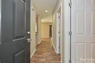 3206 Selwyn Farms Ln, Charlotte, NC 28209 - Photo 3