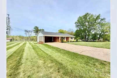 261 N Thomas Lane, Stony Point, NC 28678 - Photo 3