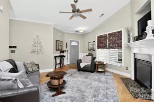 4851 Steepleglen Ct, Charlotte, NC 28269 - Photo 7