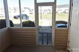 10622 Trolley Run Dr, Cornelius, NC 28031 - Photo 21