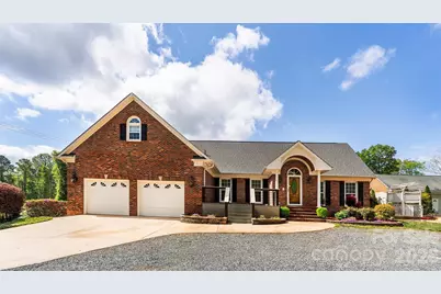 8219 Starnes Randall Road, Charlotte, NC 28215 - Photo 1