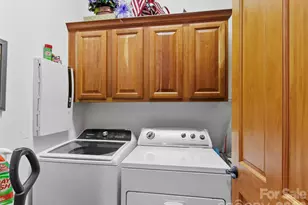 101 Spring Rock Rd, Burnsville, NC 28714 - Photo 17
