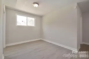 1632 W 5th Ave, Gastonia, NC 28052 - Photo 9