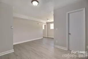 1632 W 5th Ave, Gastonia, NC 28052 - Photo 5