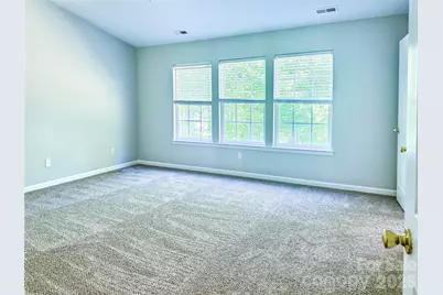 7519 Eurostar Drive, Charlotte, NC 28213 - Photo 17