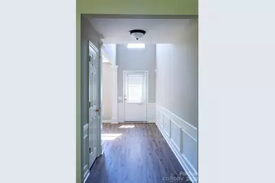 7519 Eurostar Drive, Charlotte, NC 28213 - Photo 3
