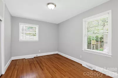 2309 Lanier Avenue, Charlotte, NC 28205 - Photo 9