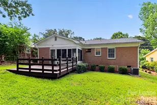 2309 Lanier Ave, Charlotte, NC 28205 - Photo 19