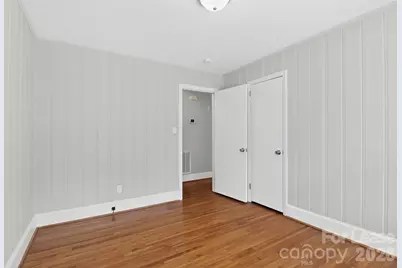 2309 Lanier Avenue, Charlotte, NC 28205 - Photo 15