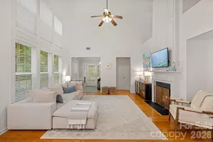 6902 Saranac Ln, Matthews, NC 28105 - Photo 9